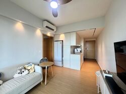 Vacanza @ East (D14), Condominium #454040071